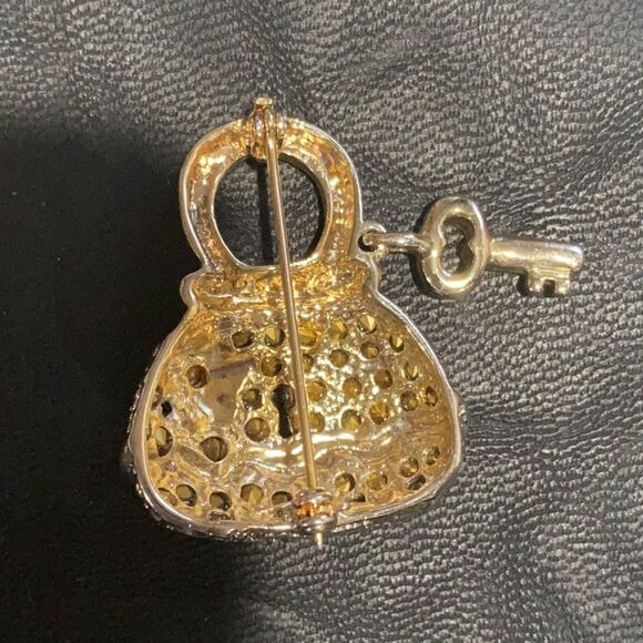 3D Tiny Rhinestone Lock with Key Pin Brooch Jewelry Women - Picture 5 of 7